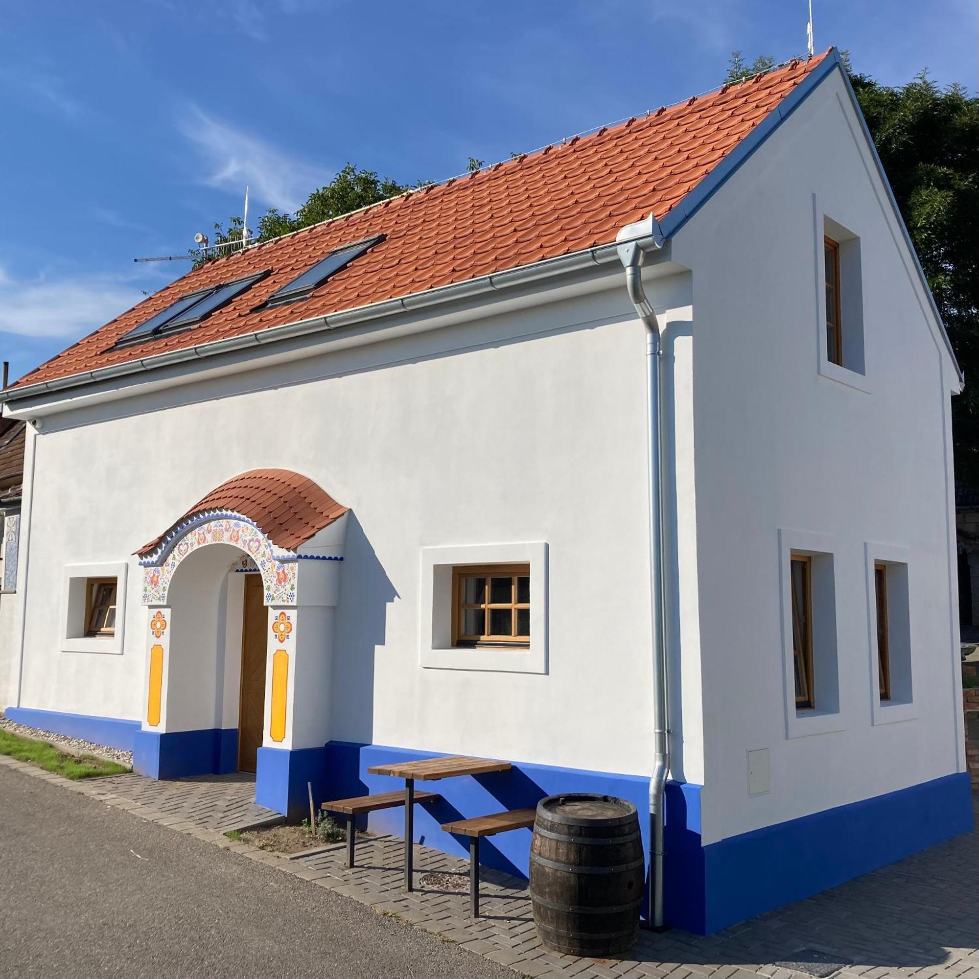 Pod Vinohradem - Apartmany & Vinne Sklepy Mutěnice Kültér fotó